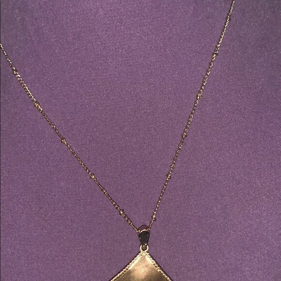 Beautiful gold fringe necklace - Picture 3 of 5